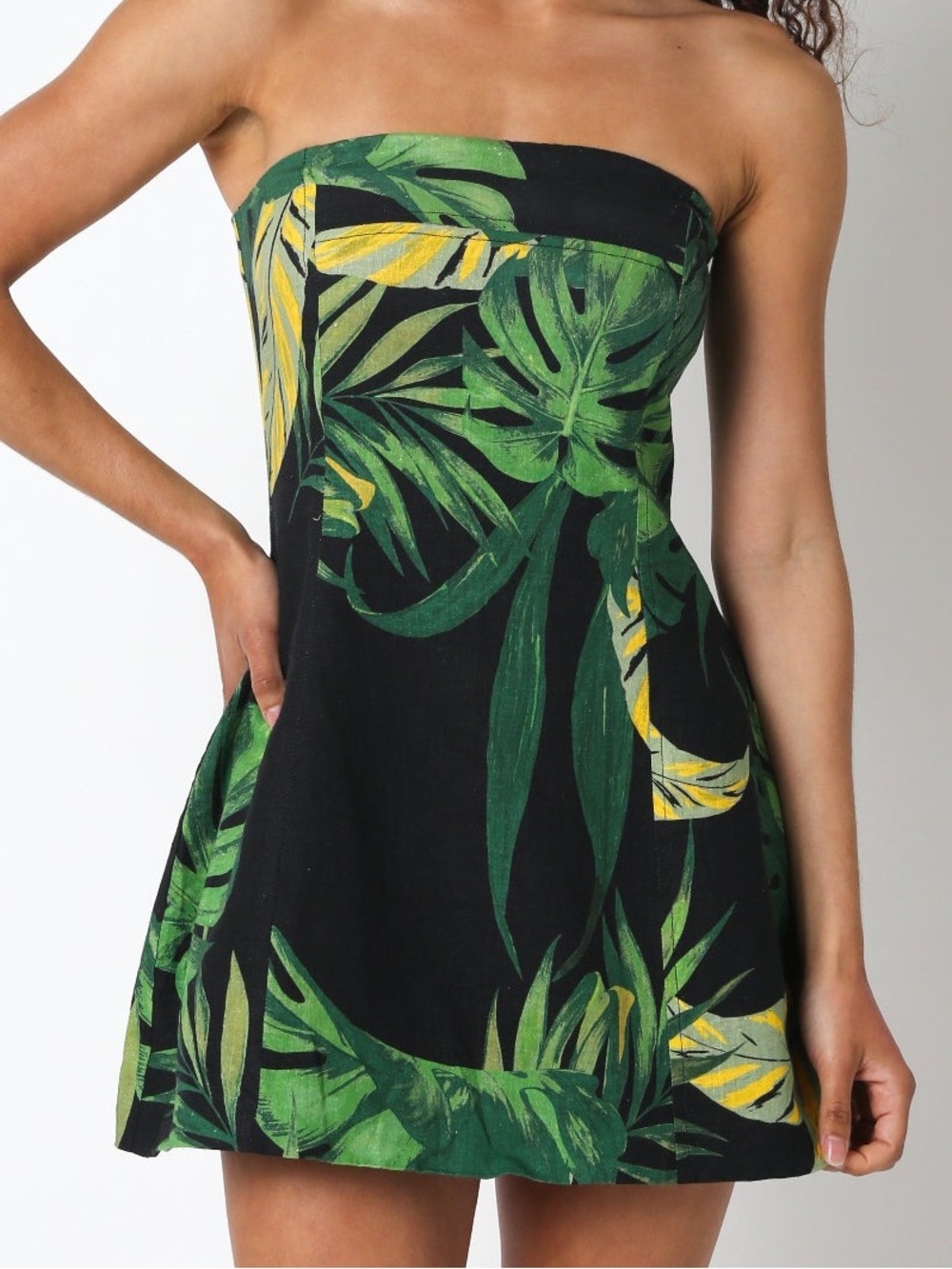 Etiquette Strapless Tropical Print Mini Dress